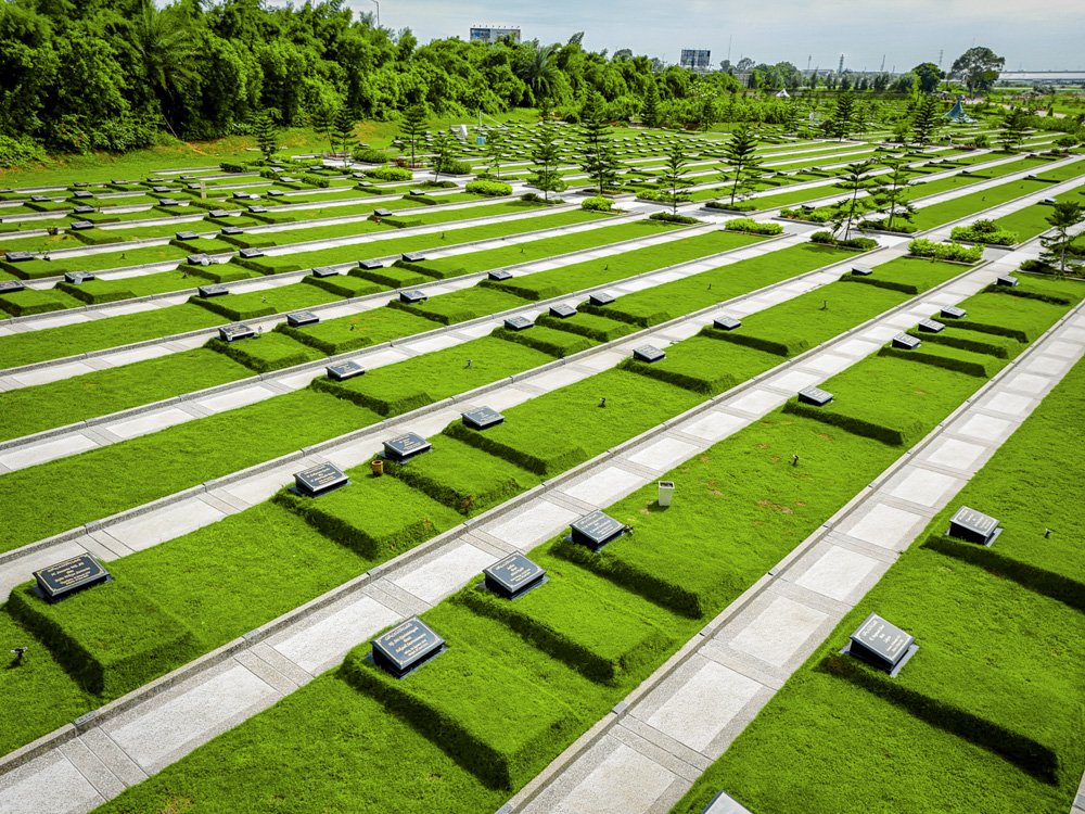 Walkway dan Nomor Makam